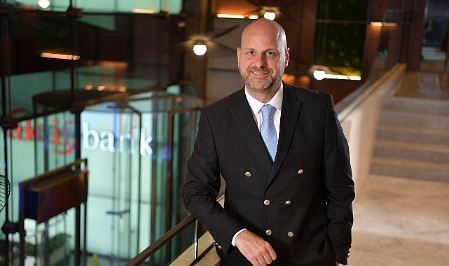 aktif banktan turkiye suriye ticaretine guvenli bankacilik altyapisi