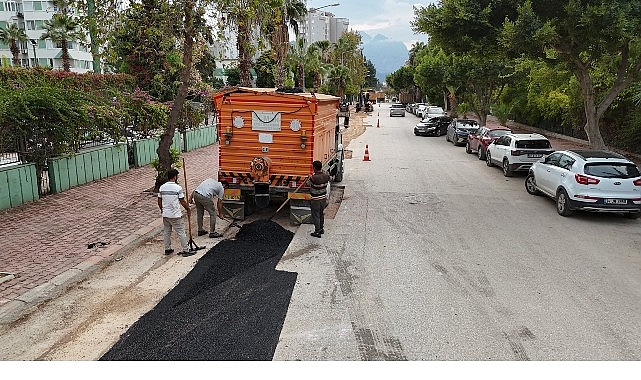 ASAT’tan Konyaaltı’na asfalt seferberliği 1 asattan konyaaltina asfalt seferberligi