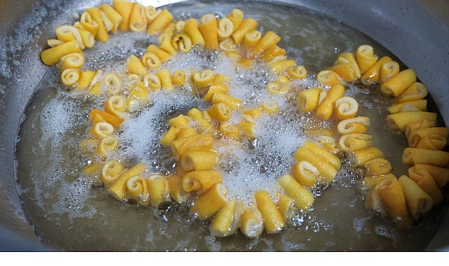 baskan vekili ozdemir topladi kadinlar uretti