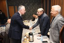 buyukakin istisare eden yanilmaz