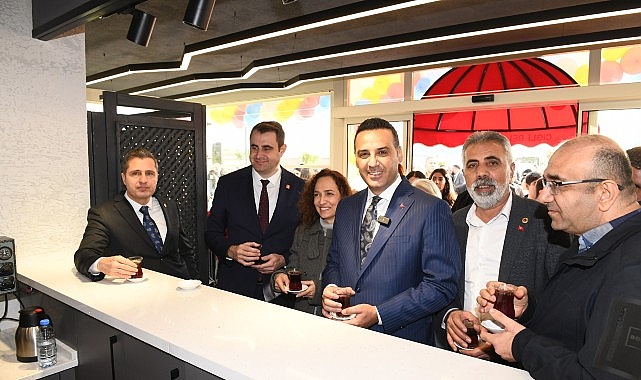 Çiğli’de Yeni Bir Yaşam Alanı: Uğur Mumcu Parkı Açıldı 1 ciglide yeni bir yasam alani ugur mumcu parki acildi