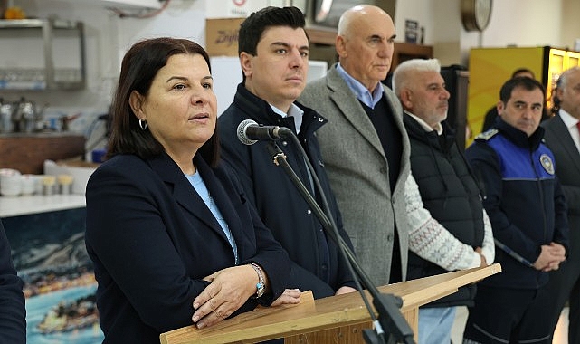 foca belediyesi personeli yeni yil bulusmasinda bir araya geldi