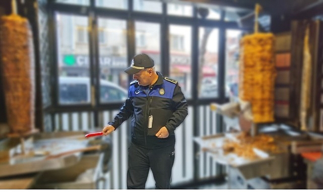 İnegöl’de Dönercilere Sıkı Denetim 1 inegolde donercilere siki denetim