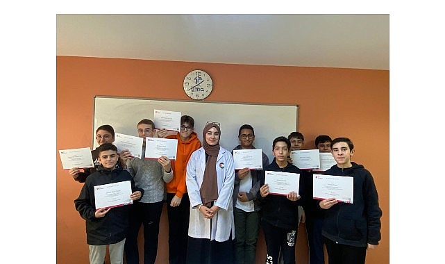 LİMA Öğrencileri Dijital Medya Okuryazarlığı Programını Başarıyla Tamamladı 1 lima ogrencileri dijital medya okuryazarligi programini basariyla tamamladi