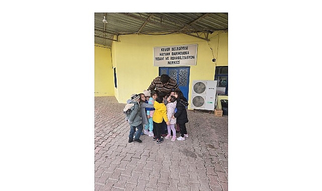 Miniklerden barınağa ziyaret 1 miniklerden barinaga ziyaret