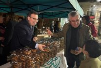 niluferde kandil gelenegi yasatildi