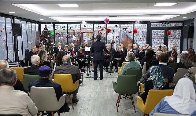 niluferde yaslilar yeni yili coskuyla karsiladi