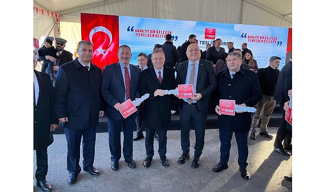 TBB’den Milas Belediyesi’ne Paletli Ekskavatör Hibesi 1 tbbden milas belediyesine paletli ekskavator hibesi