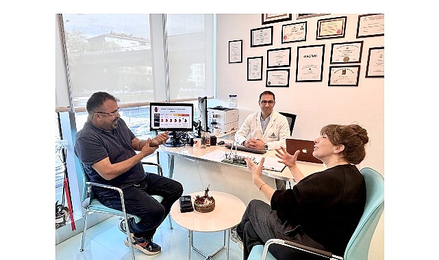 travma sonrasi bobrek yetmezligi gelisen yonetmen onurun hayatini ablasinin bagisi kurtardi