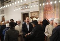 vali akin ve baskan altay regaip kandilinde konyalilarla bulustu